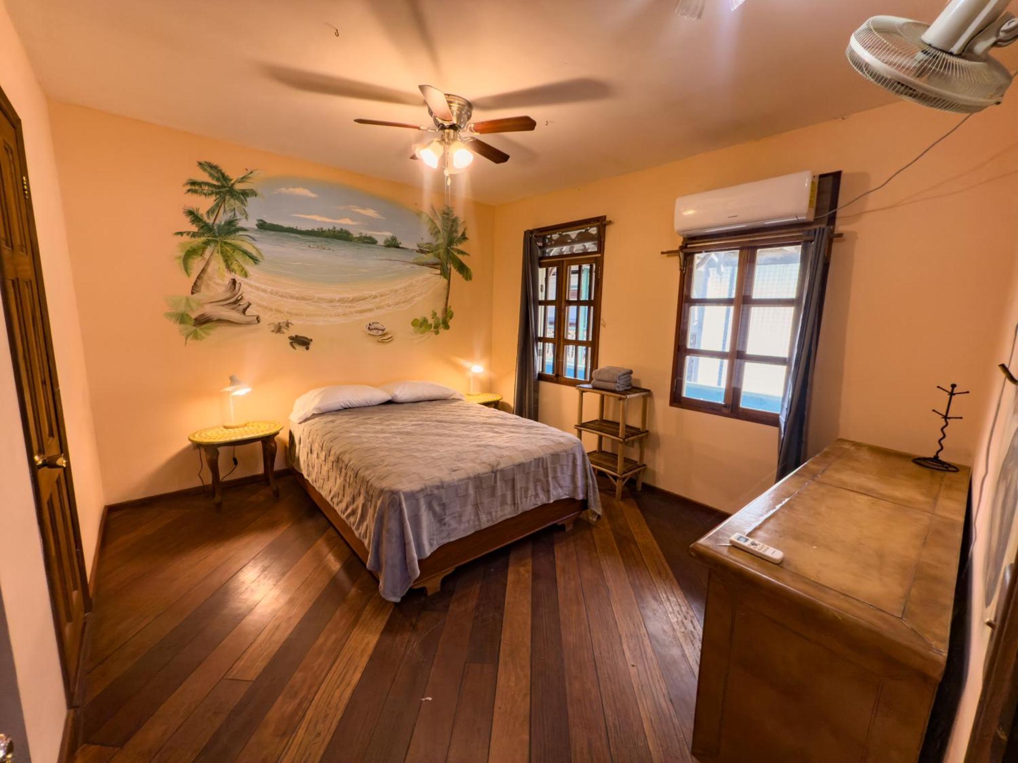 Saigon Bay Bed & Breakfast Bocas Town Bilik gambar